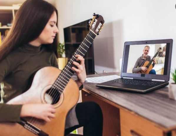 Online Music School  – Guitar Ukulele Keyboards